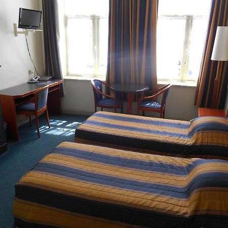 Hotel Old Tom Ieper Eksteriør bilde